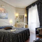 Plaza Otel
