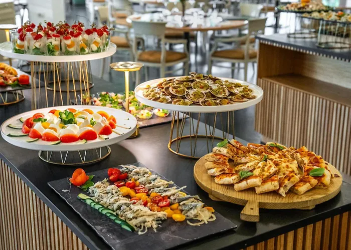 Plaza מלון 4*